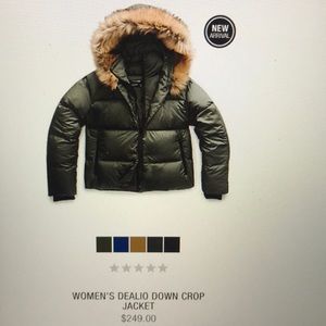 The North Face Women's Dealio Down Cropped Jacket